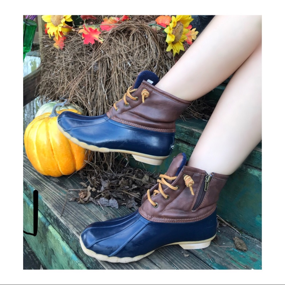 SPERRY DUCK BOOTS